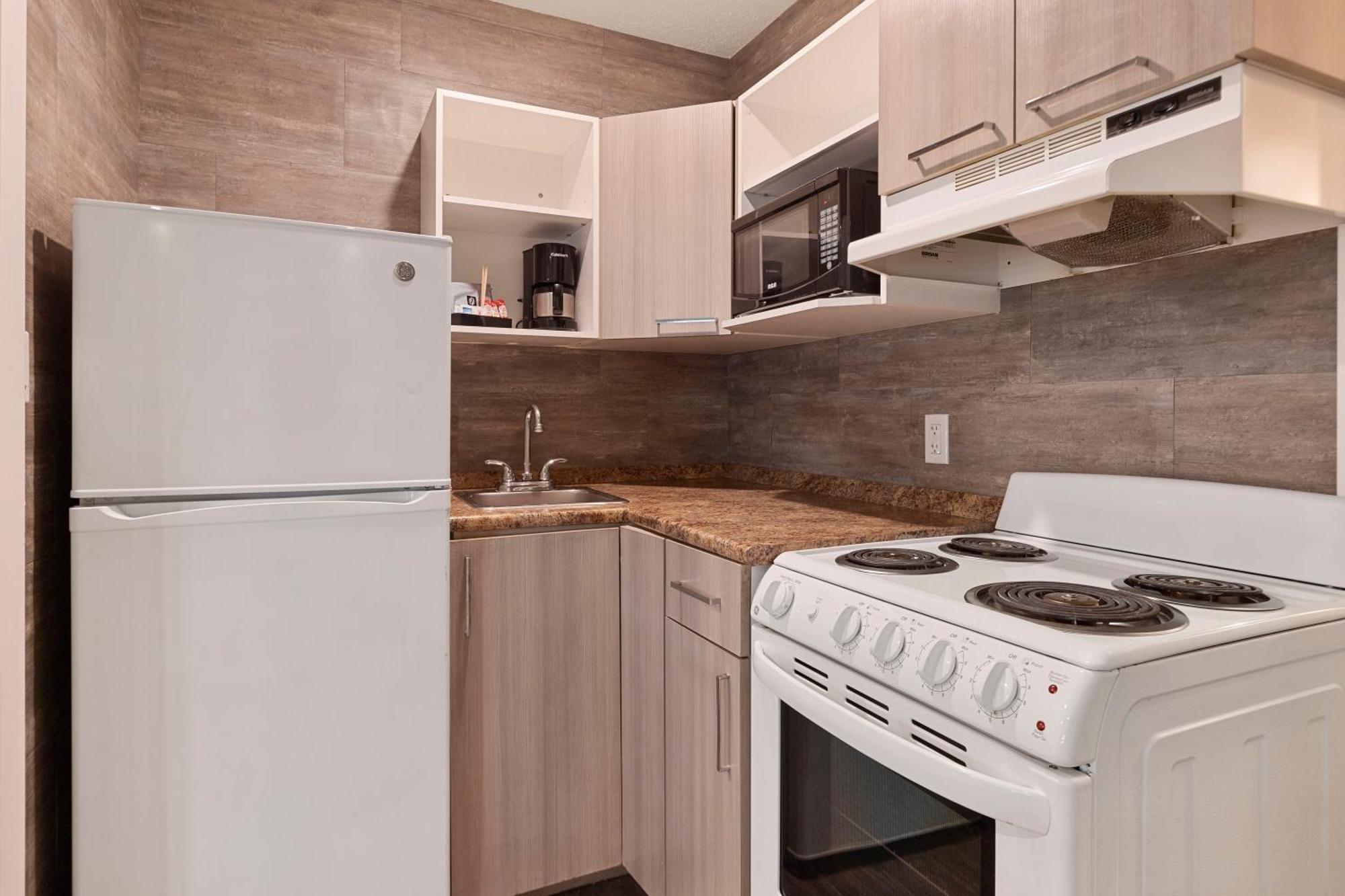 Oasis Inn Kelowna Ngoại thất bức ảnh